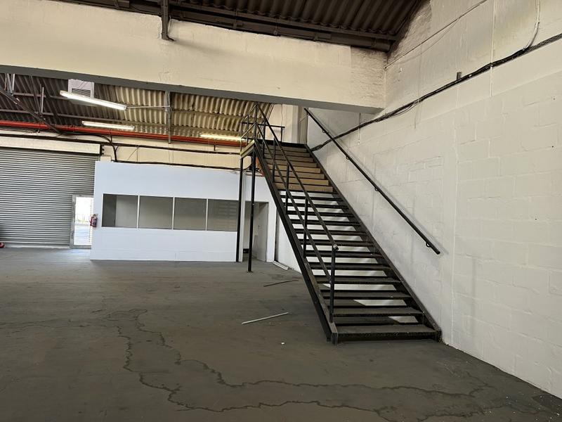 To Let Commercial Property for Rent in Paarden Eiland Western Cape